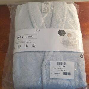 Clean Design Hone x Martex Low Lint 100% Cotton Robe S/M Light Blue